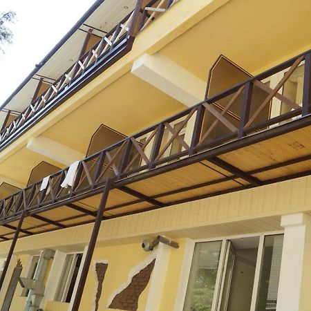 Pitsunda Hotel Zewnętrze zdjęcie