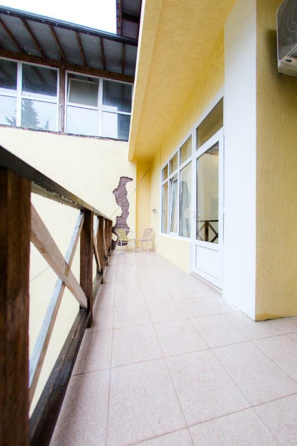 Pitsunda Hotel Zewnętrze zdjęcie