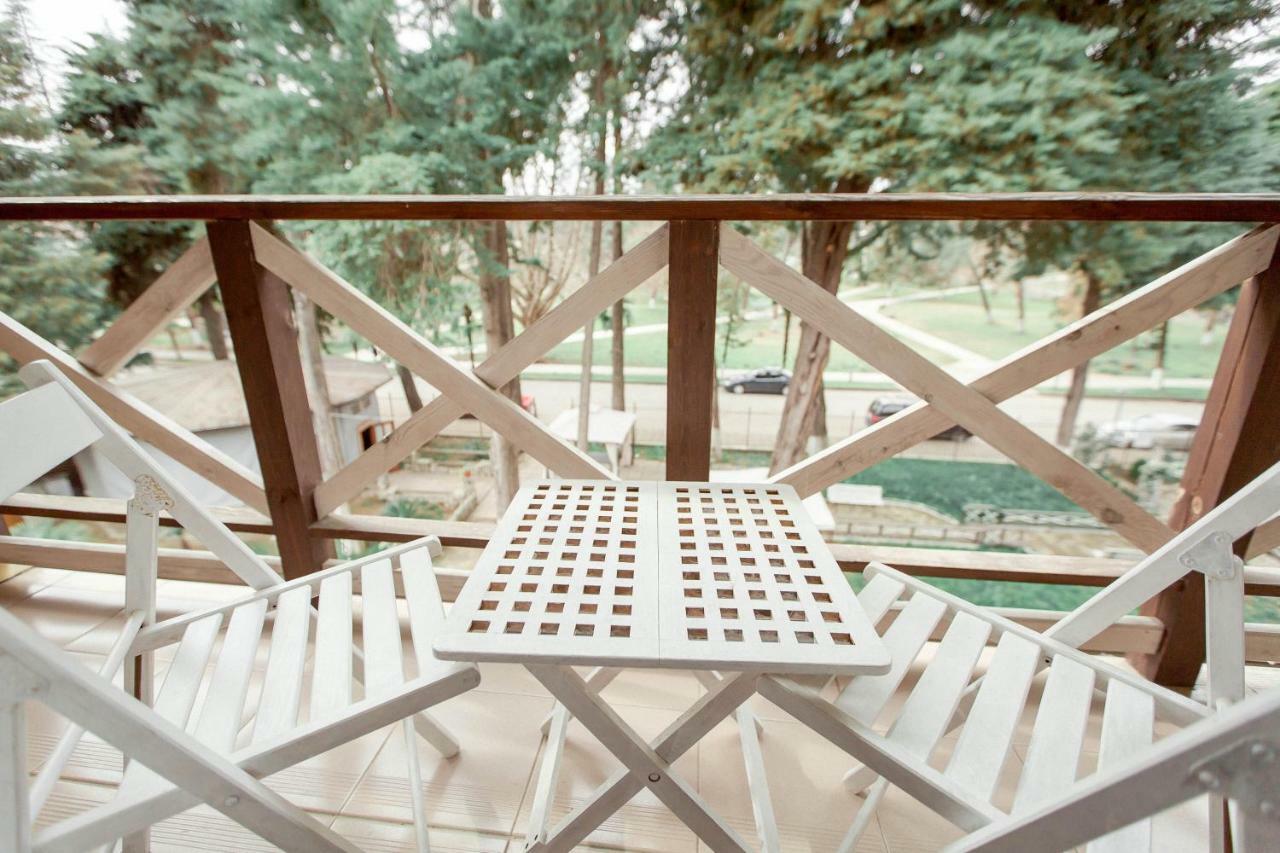 Pitsunda Hotel Zewnętrze zdjęcie