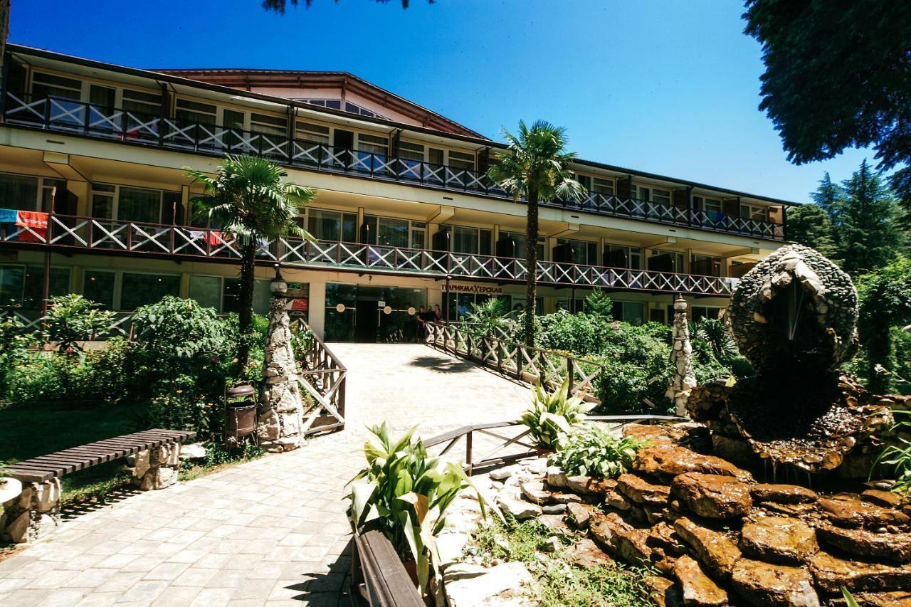 Pitsunda Hotel Zewnętrze zdjęcie